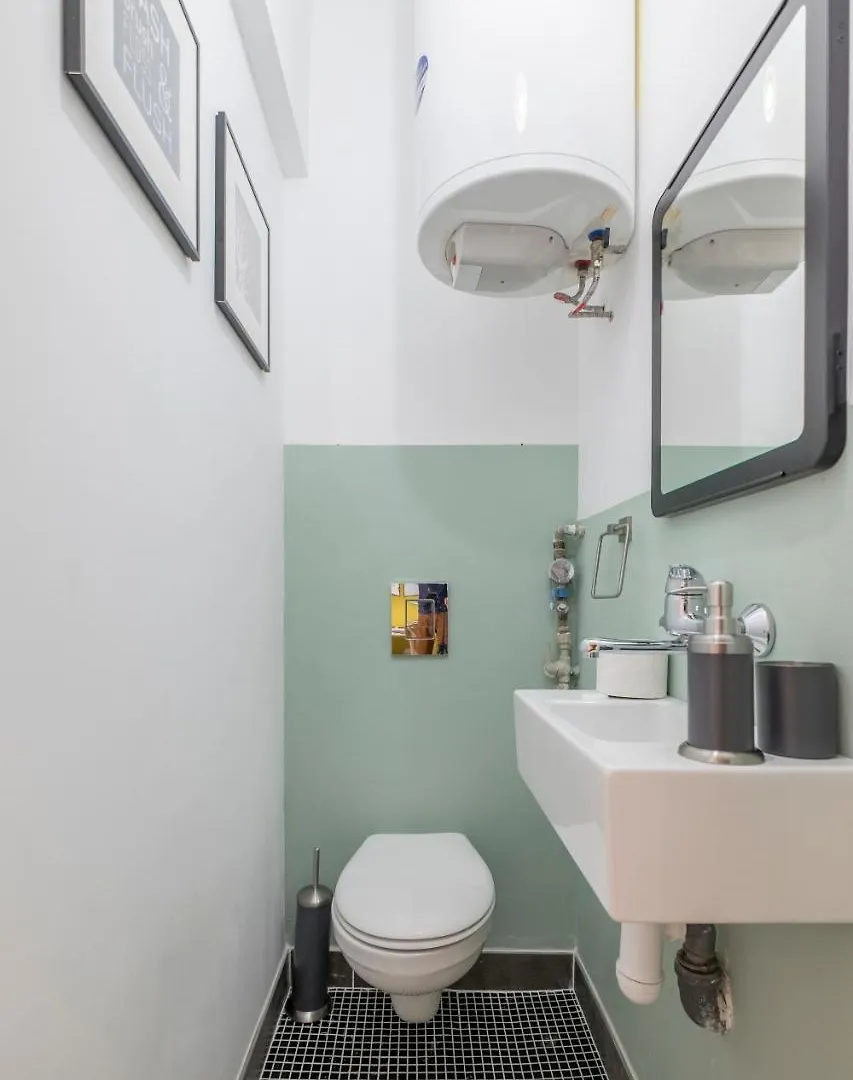 Bluewaveplace - Contemporary Home In Center Of Sofía Apartamento